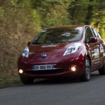 TVE - Bornes solutions - Nissan Leaf roulant